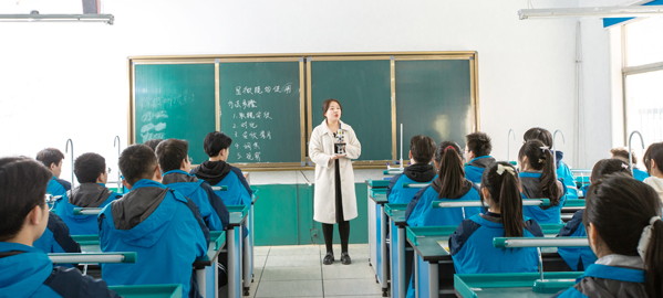 横山引入导师机制，准确把握考试方向